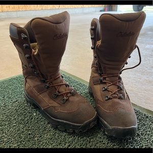 Womens Cabelas brand hunting boots